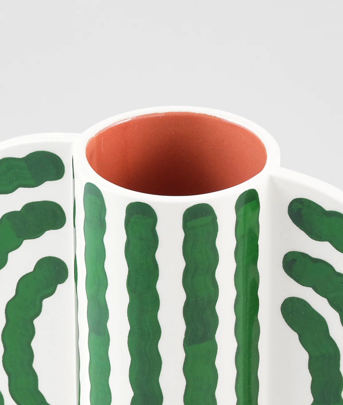 Small Butterfly Vase Green - Image 4
